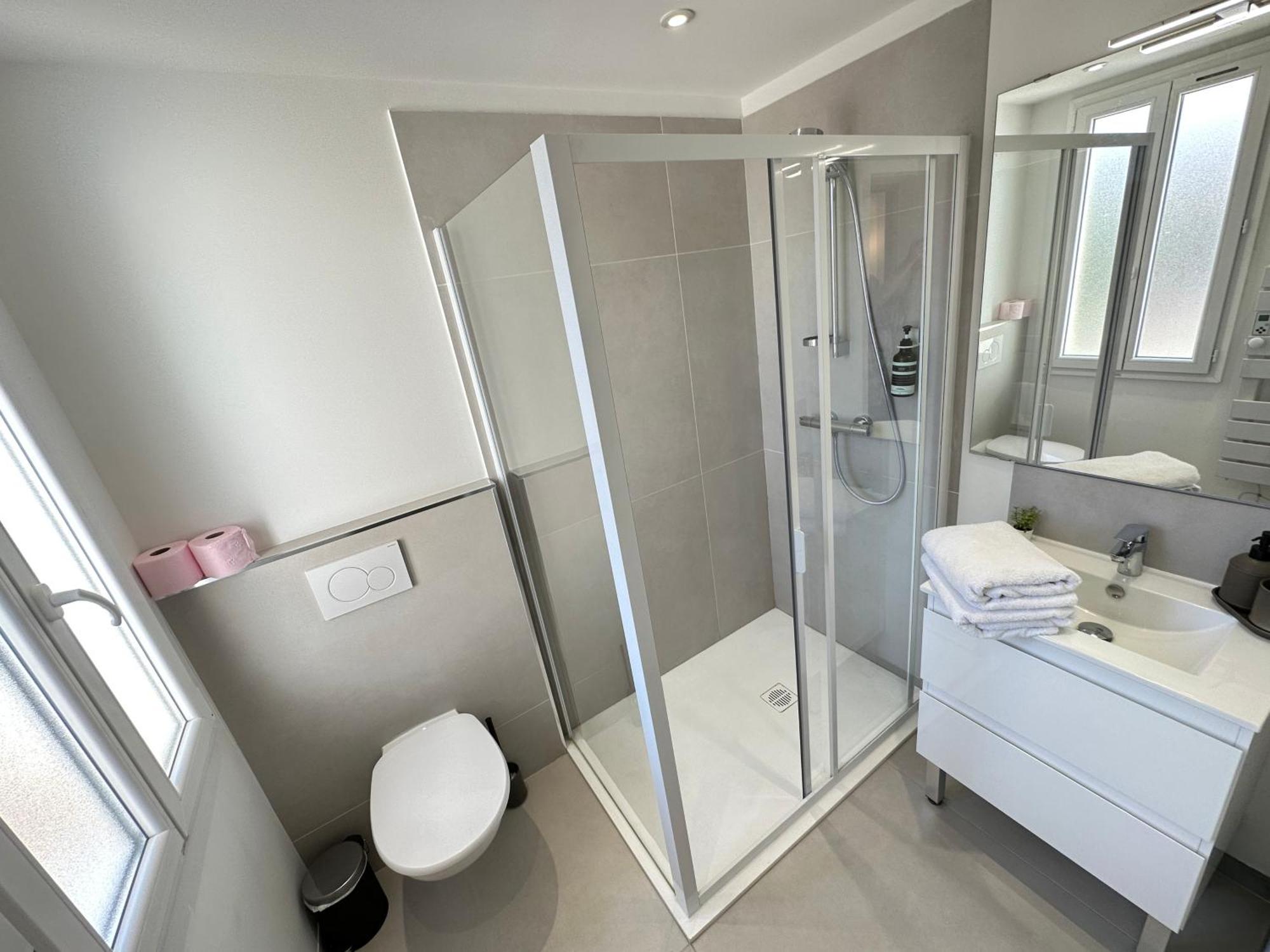 Maison De Confort A Et A 10 Minutes A Pied De La * Cannes